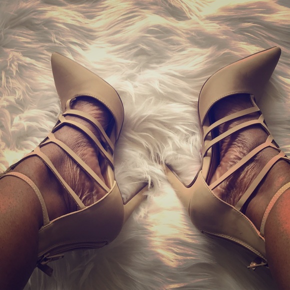 Delicious Heels - Picture 2 of 5